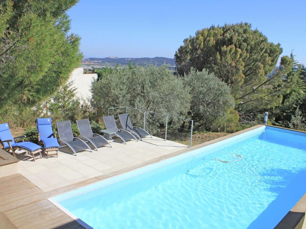 Upbeat Villa In Rochefort-Du-Gard With Private Pool ห้อง รูปภาพ